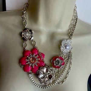 Flower Necklace w matching earrings Brand New from Cache